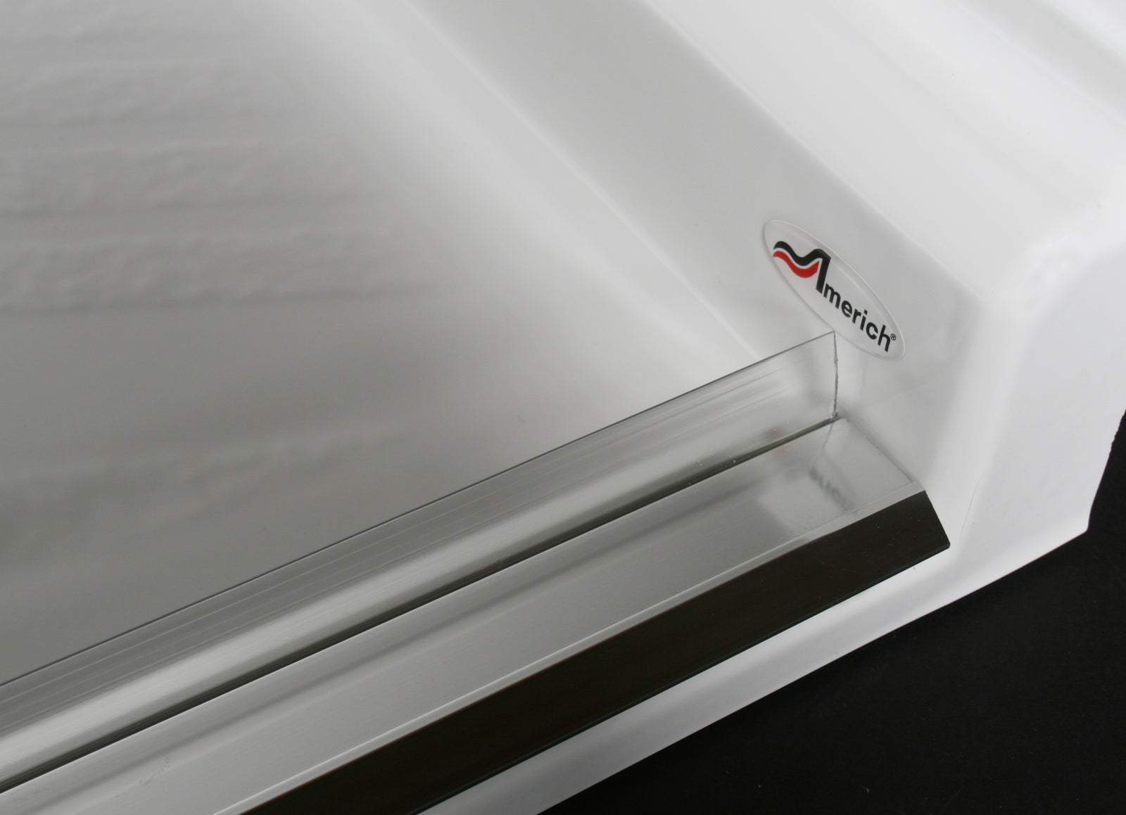 Barrier Free Splash Track